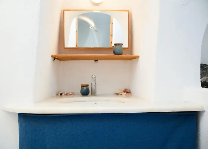 Aegea Cave 메사리아