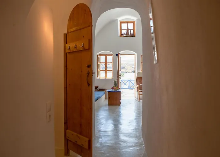 Aegea Cave 메사리아